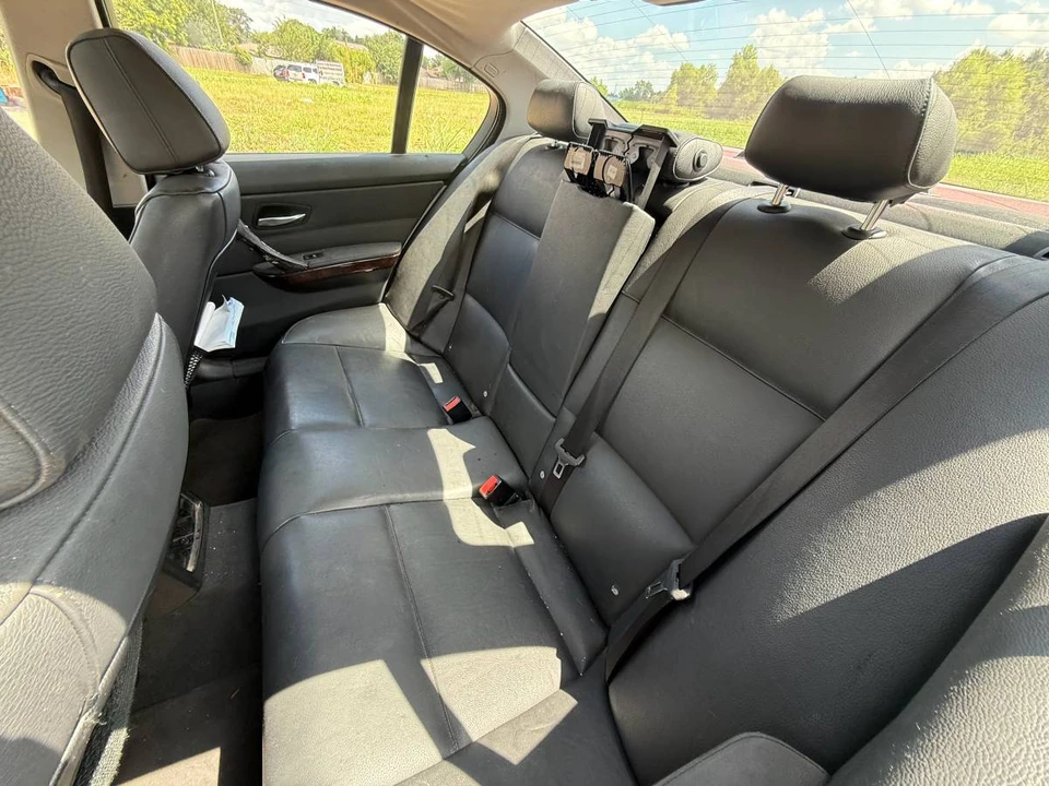 2007 BMW 3 Series - Image 16 of 17