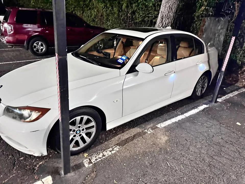 2007 BMW E90 3 Series Sedan - Image 3 of 3