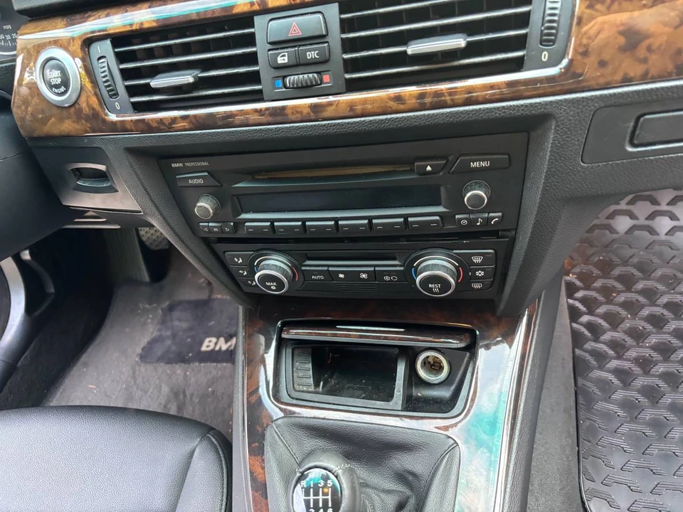 2007 BMW E90 3 Series Sedan - Image 11 of 14