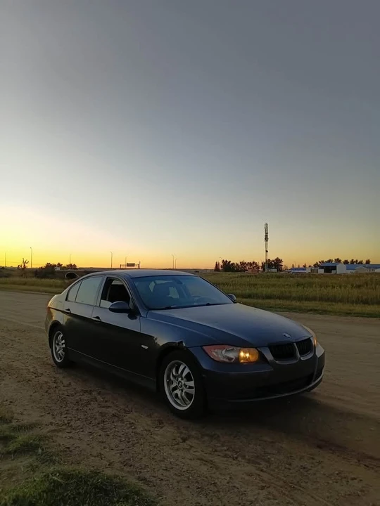 2007 BMW E90 3 Series Sedan - Image 2 of 9