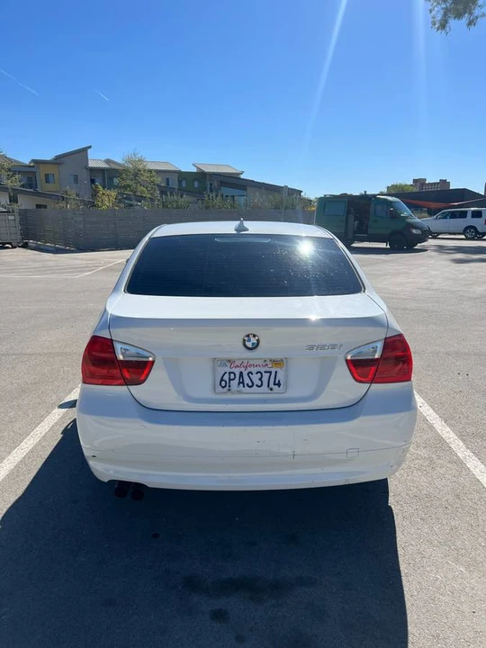 2007 BMW E90 3 Series Sedan - Image 3 of 17