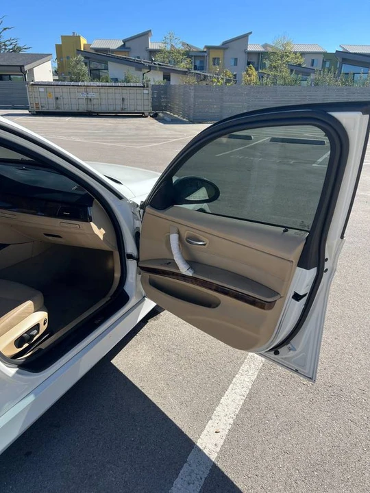 2007 BMW E90 3 Series Sedan - Image 9 of 17