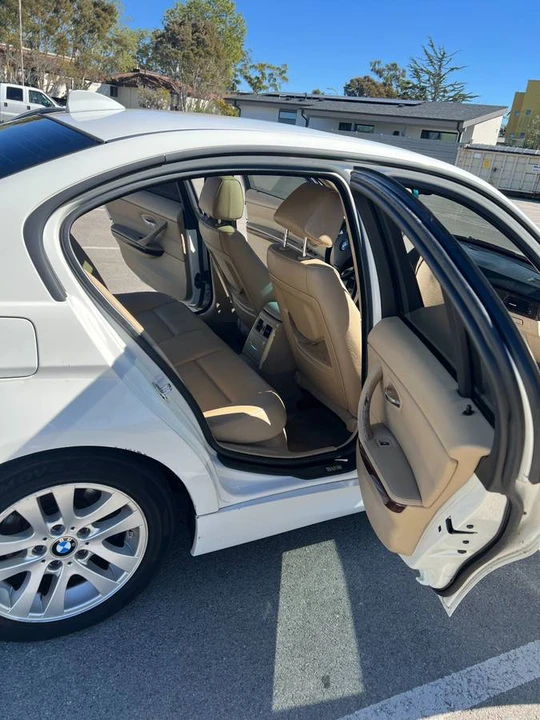 2007 BMW E90 3 Series Sedan - Image 11 of 17