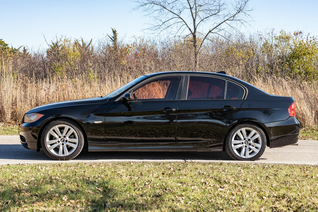 2007 BMW E90 3 Series Sedan - Image 3 of 31