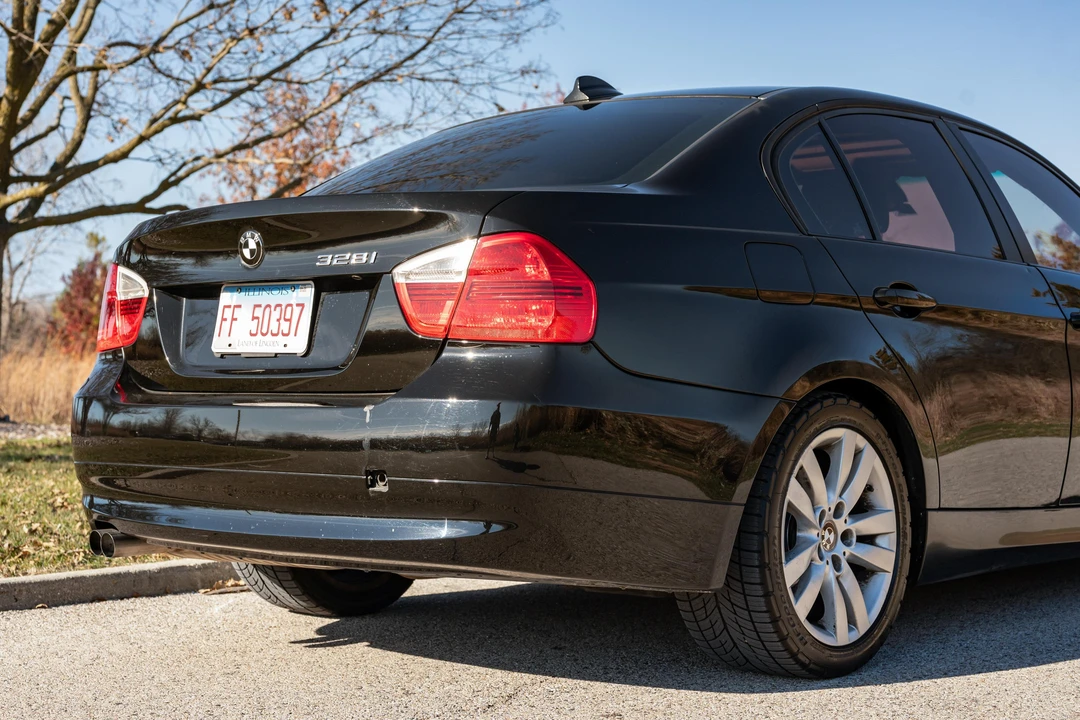 2007 BMW E90 3 Series Sedan - Image 13 of 31