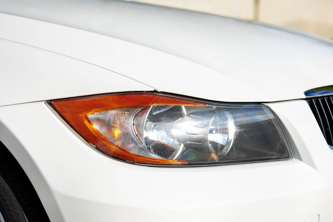 2007 BMW E90 3 Series Sedan - Image 11 of 31