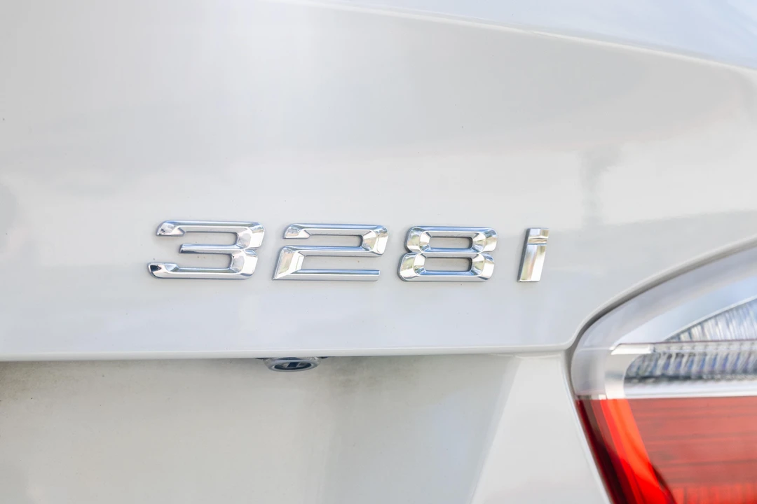 2007 BMW E90 3 Series Sedan - Image 25 of 31