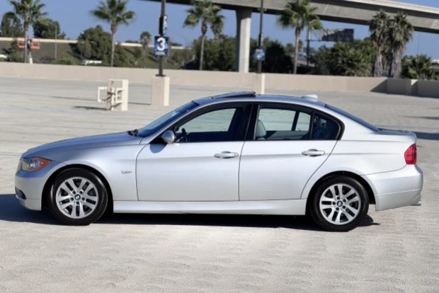 2007 BMW E90 3 Series Sedan - Image 3 of 7