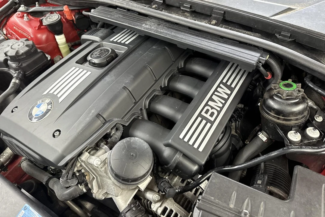 2007 BMW E90 3 Series Sedan - Image 6 of 8