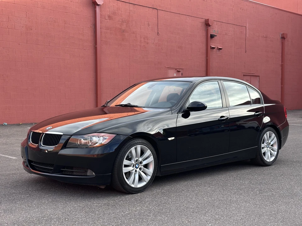 2007 BMW E90 3 Series Sedan - Image 2 of 31