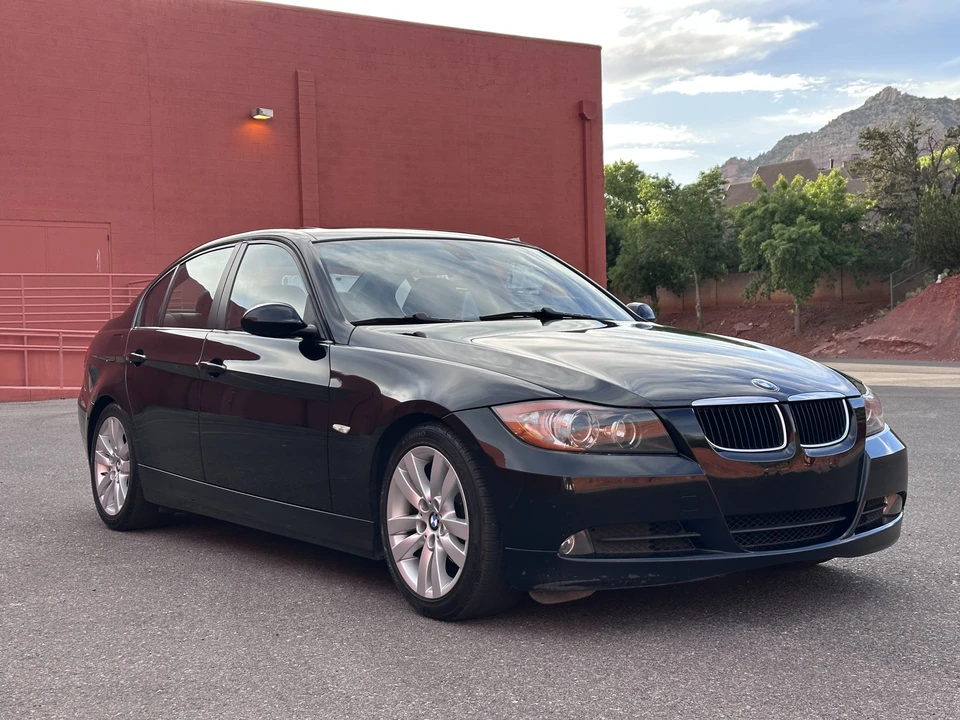 2007 BMW E90 3 Series Sedan - Image 13 of 31