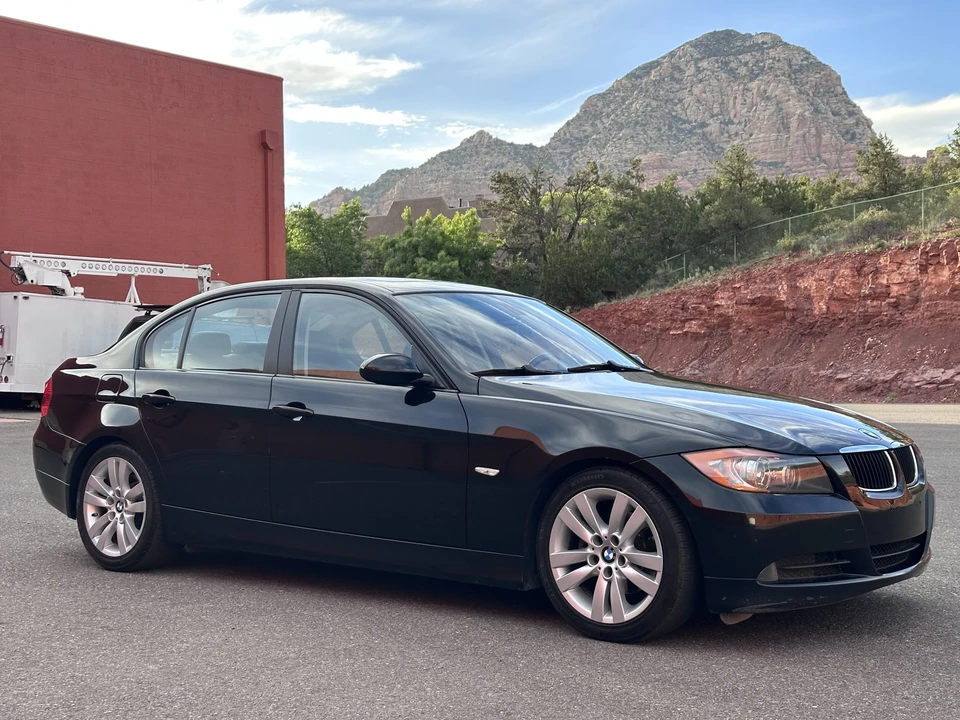 2007 BMW E90 3 Series Sedan - Image 14 of 31