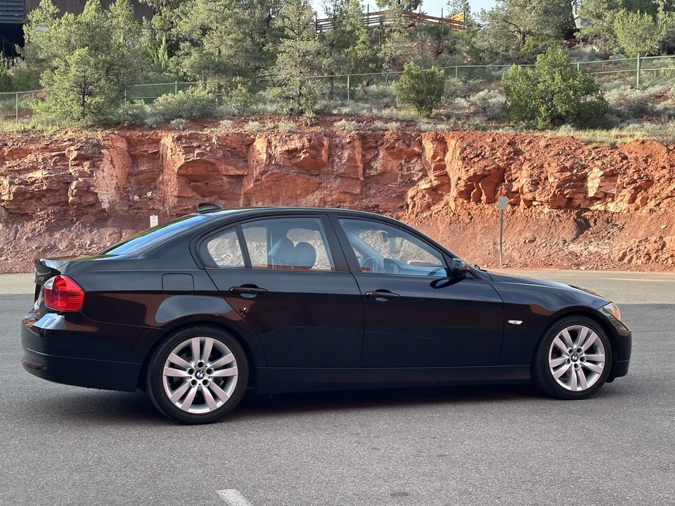 2007 BMW E90 3 Series Sedan - Image 17 of 31