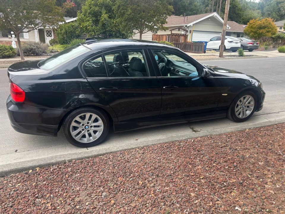 2007 BMW E90 3 Series Sedan - Image 4 of 12