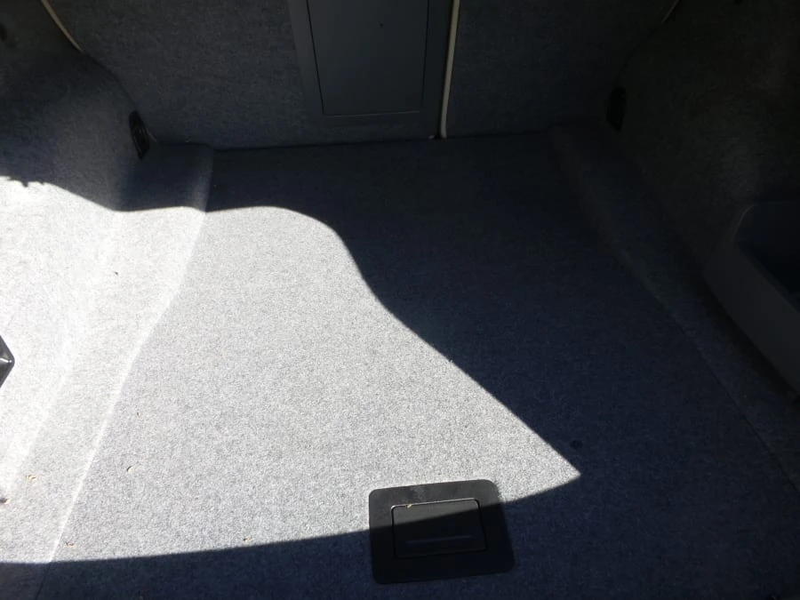 2007 BMW E90 3 Series Sedan - Image 21 of 31