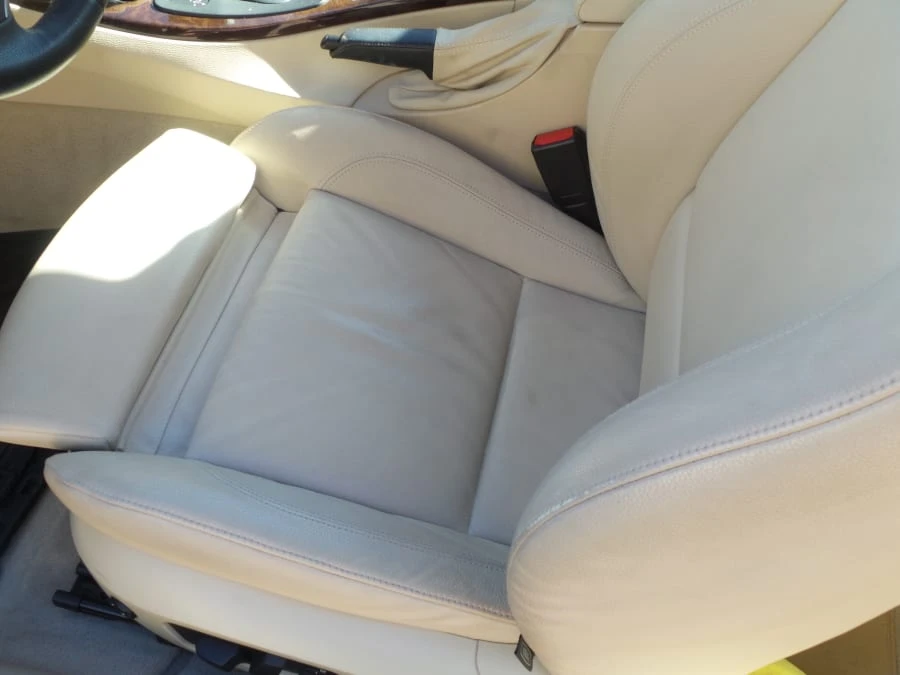 2007 BMW E90 3 Series Sedan - Image 17 of 31