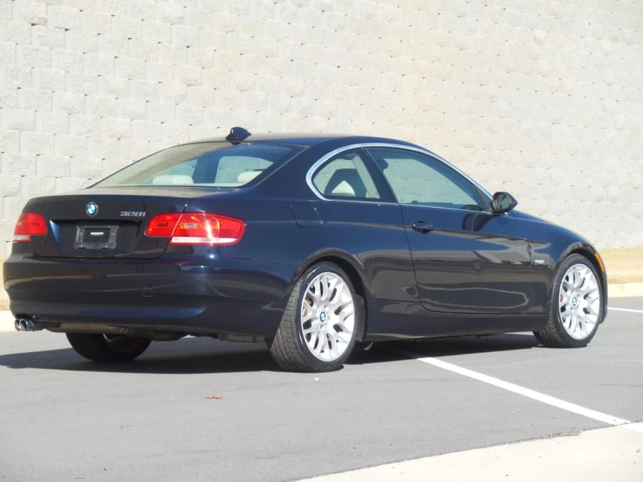2007 BMW E90 3 Series Sedan - Image 2 of 31