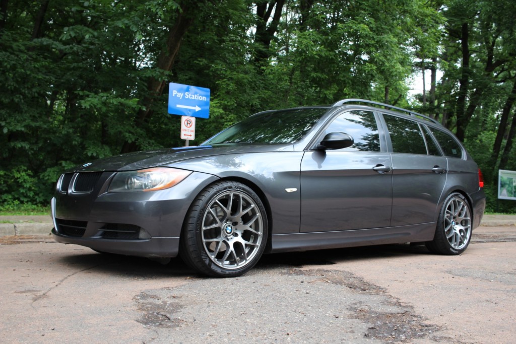 2007 BMW 328i Wagon 6-Speed