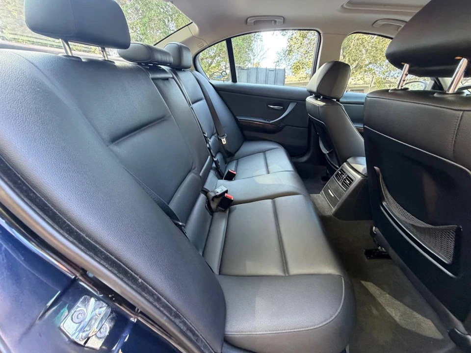 2007 BMW E90 3 Series Sedan - Image 9 of 11
