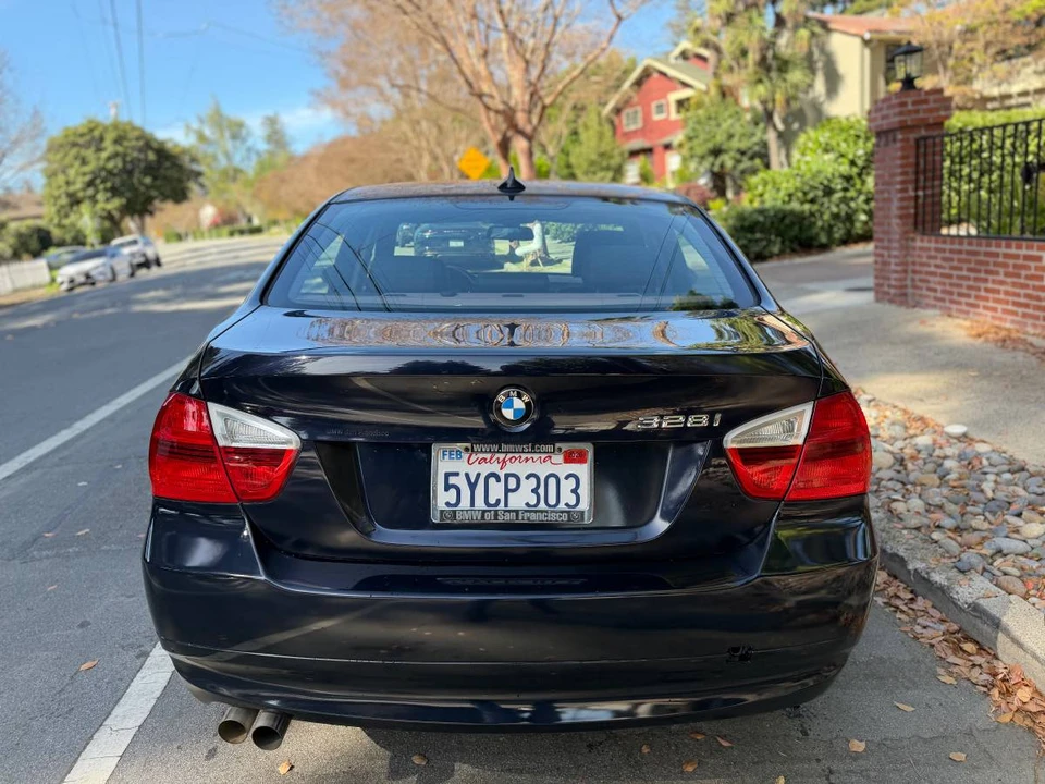 2007 BMW E90 3 Series Sedan - Image 5 of 11