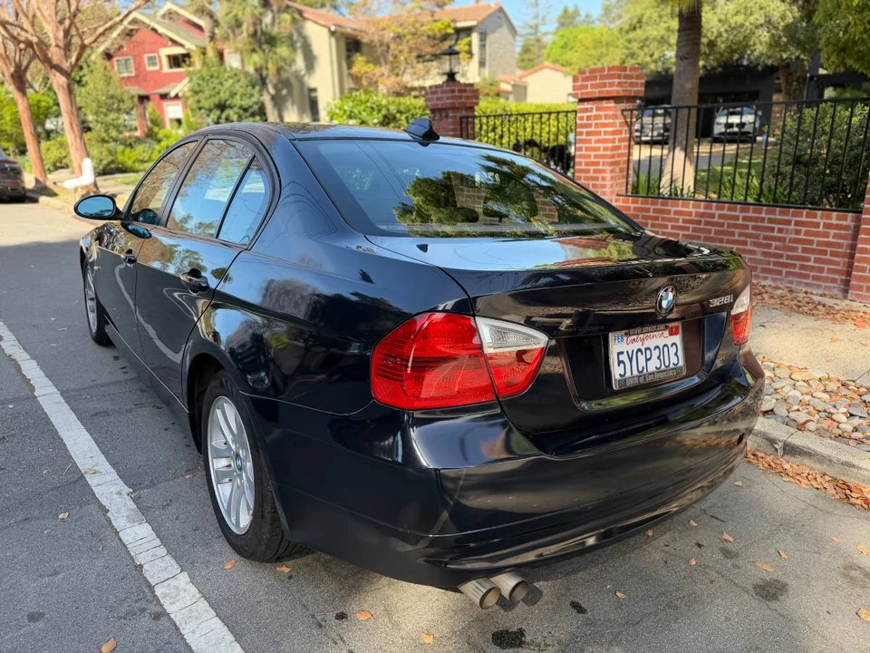 2007 BMW E90 3 Series Sedan - Image 4 of 11