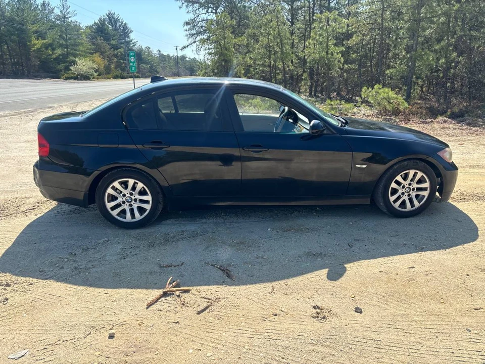 2007 BMW E90 3 Series Sedan - Image 2 of 15