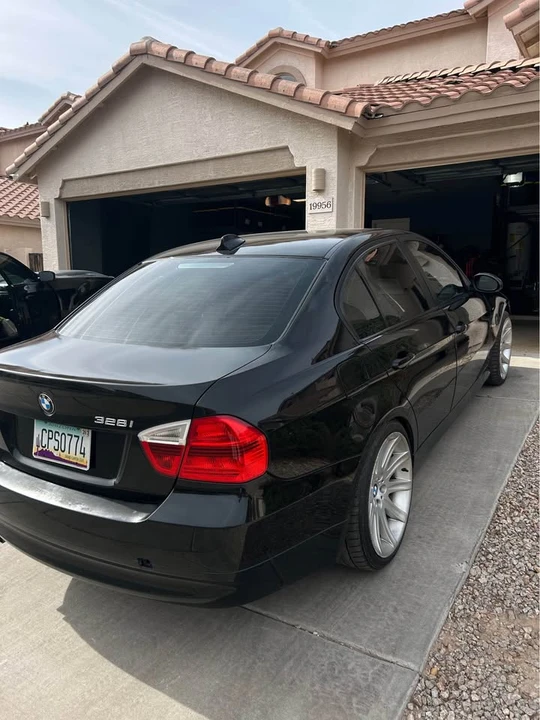 2007 BMW E90 3 Series Sedan - Image 2 of 10