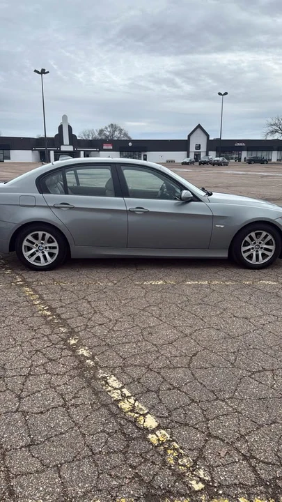 2007 BMW E90 3 Series Sedan - Image 2 of 8