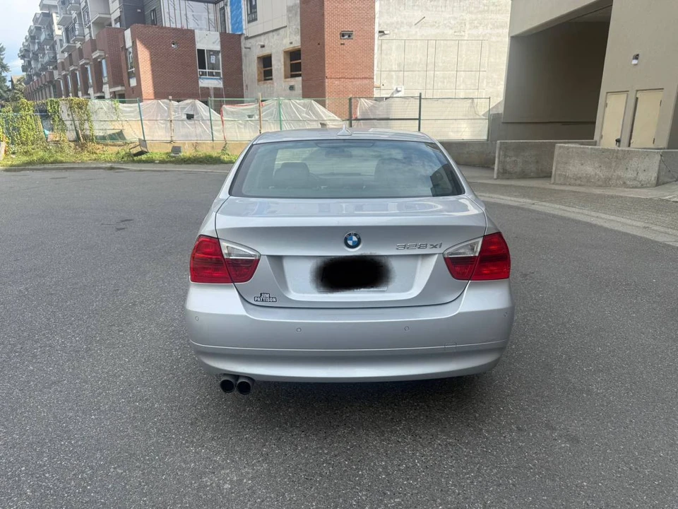 2007 BMW E90 3 Series Sedan - Image 6 of 15