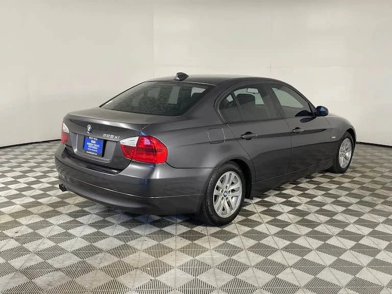 2007 BMW E90 3 Series Sedan - Image 3 of 8