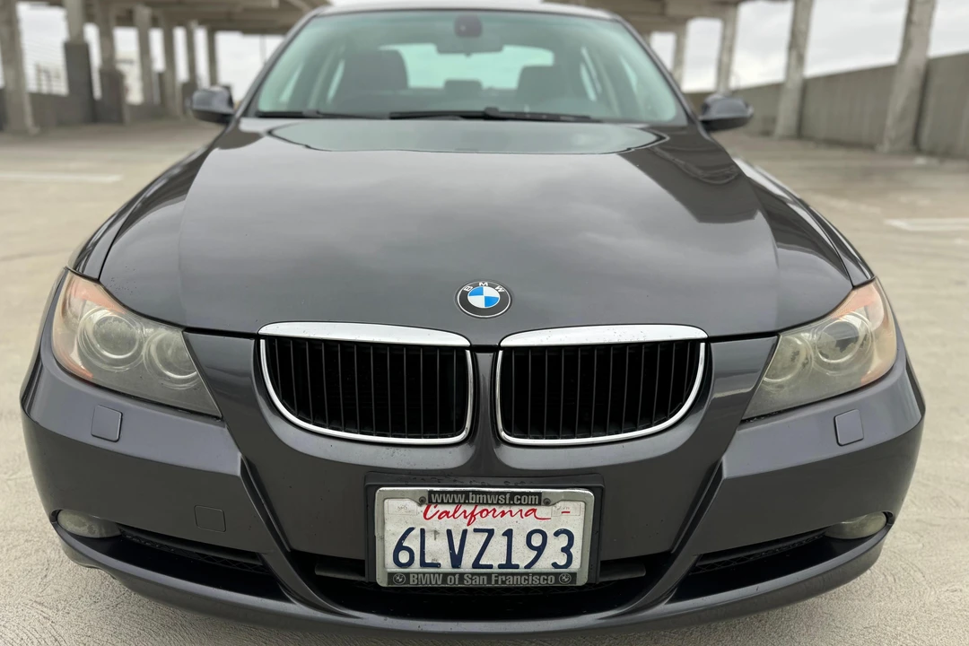 2007 BMW E90 3 Series Sedan - Image 2 of 31