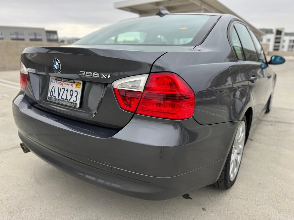 2007 BMW E90 3 Series Sedan - Image 17 of 31