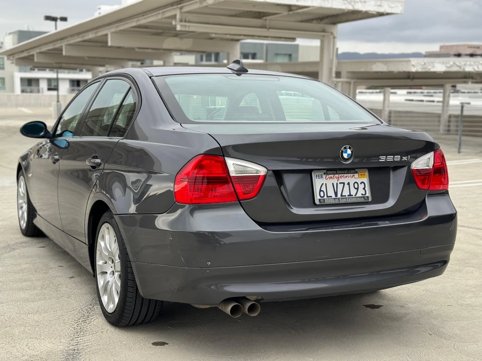 2007 BMW E90 3 Series Sedan - Image 14 of 31