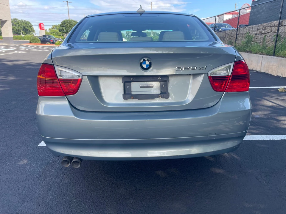 2007 BMW E90 3 Series Sedan - Image 12 of 31