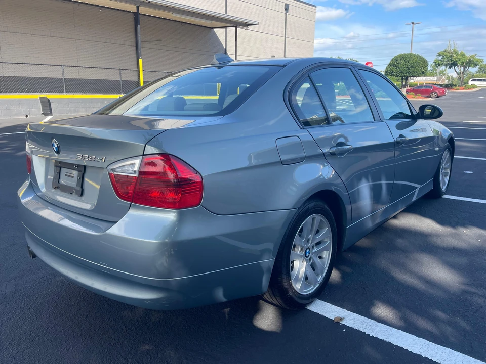 2007 BMW E90 3 Series Sedan - Image 13 of 31