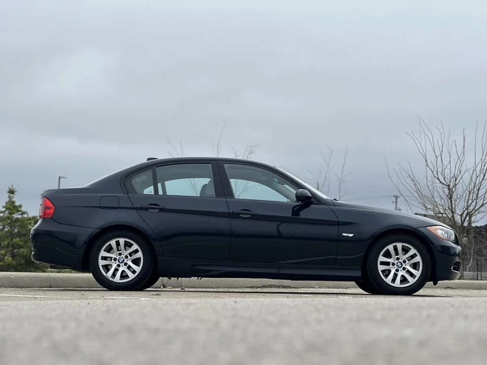 2007 BMW E90 3 Series Sedan - Image 16 of 21