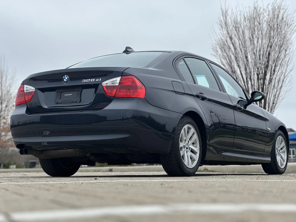 2007 BMW E90 3 Series Sedan - Image 12 of 21