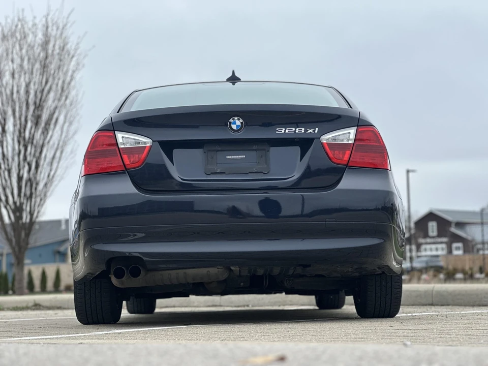 2007 BMW E90 3 Series Sedan - Image 11 of 21