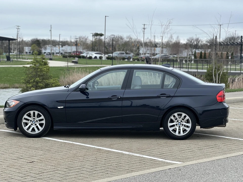 2007 BMW E90 3 Series Sedan - Image 4 of 21