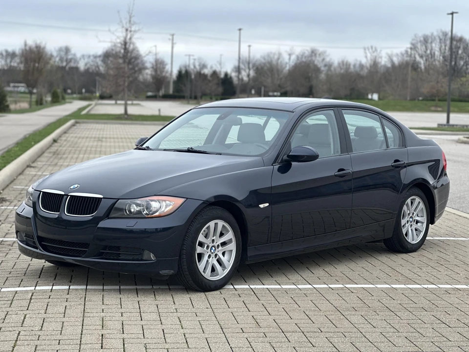 2007 BMW E90 3 Series Sedan - Image 2 of 21