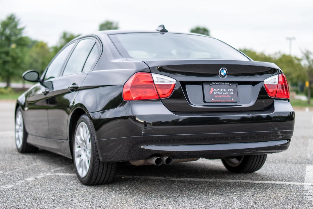 2007 BMW E90 3 Series Sedan - Image 8 of 18