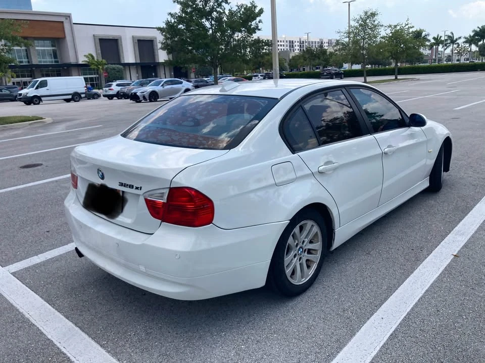 2007 BMW E90 3 Series Sedan - Image 3 of 9