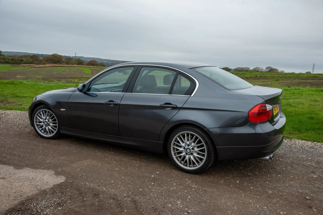 2007 BMW E90 3 Series Sedan - Image 3 of 30