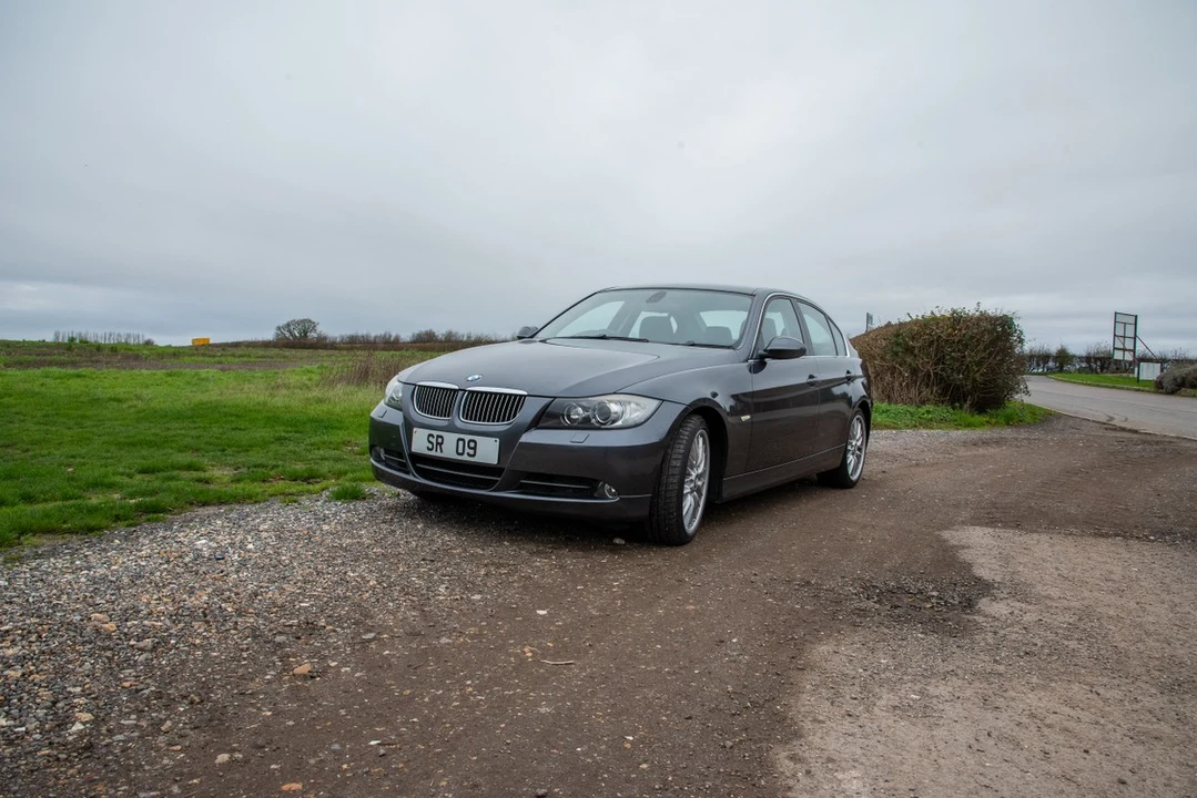 2007 BMW E90 3 Series Sedan - Image 14 of 30