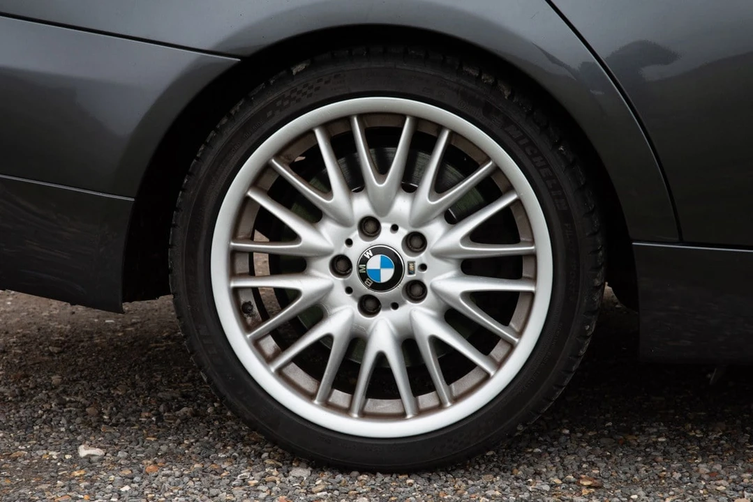 2007 BMW E90 3 Series Sedan - Image 5 of 30