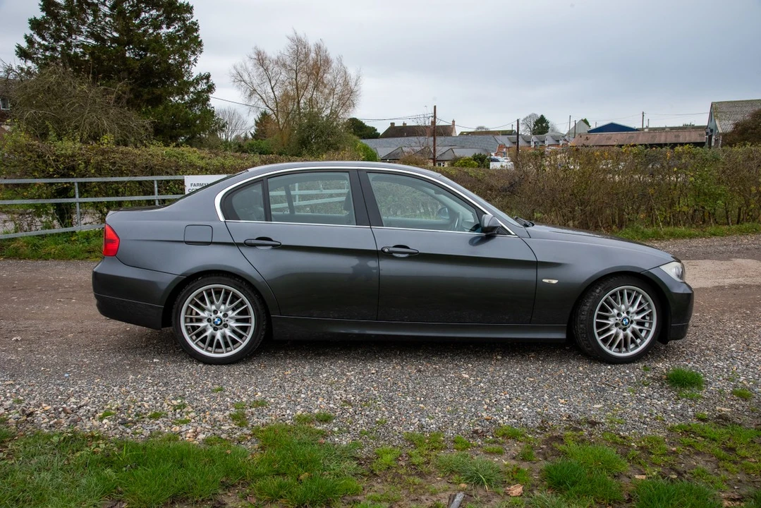 2007 BMW E90 3 Series Sedan - Image 22 of 30