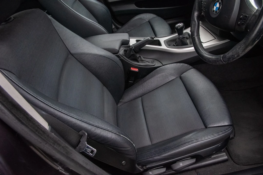 2007 BMW E90 3 Series Sedan - Image 10 of 30