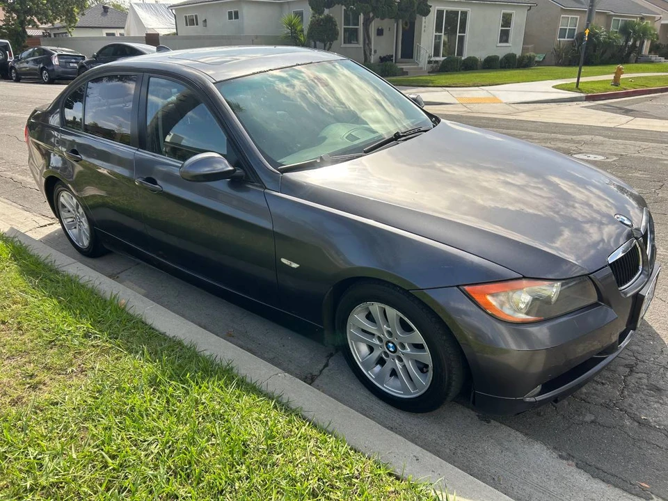 2007 BMW E90 3 Series Sedan - Image 2 of 12