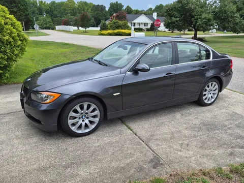 2007 BMW 335xi 6-Speed Manual
