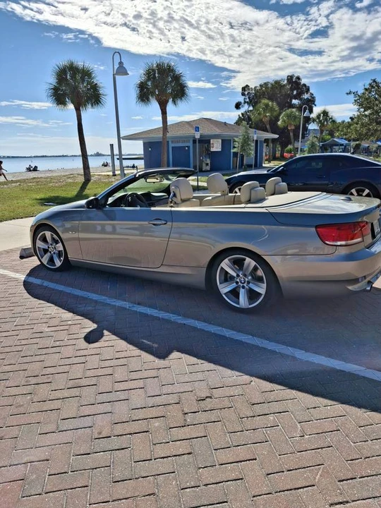 2007 BMW E93 335i Convertible - Image 2 of 6